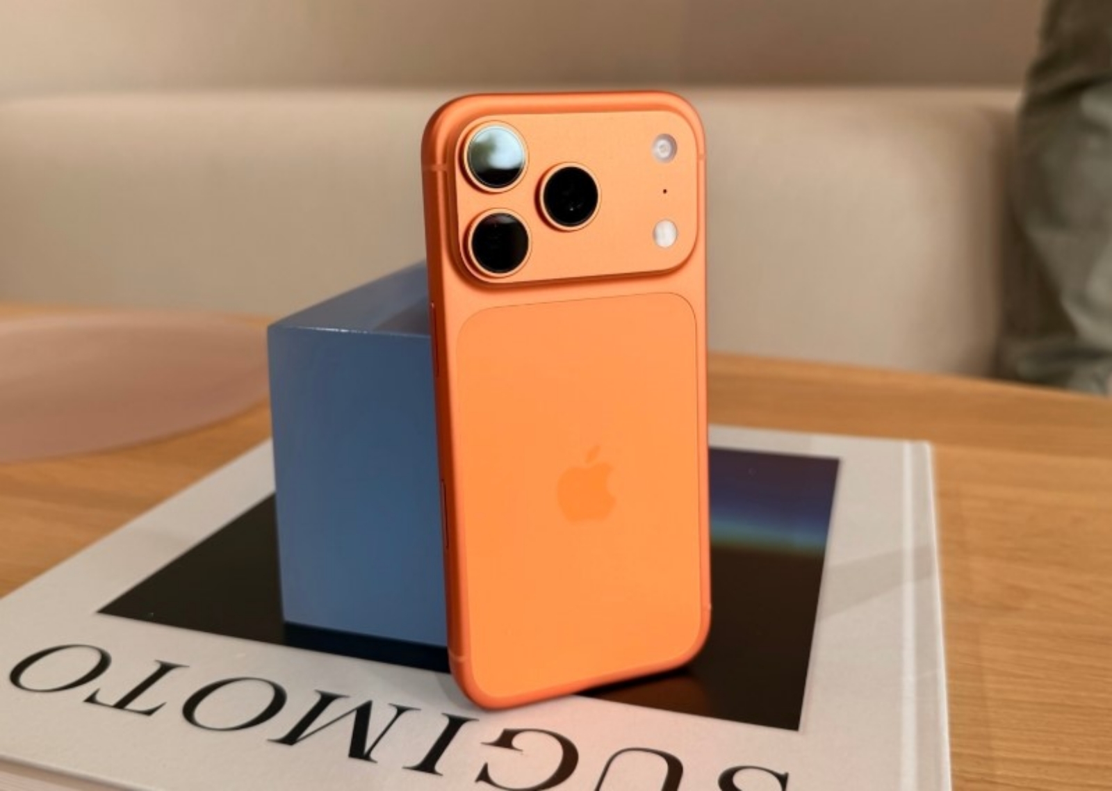 Hình ảnh cho danh mục Review iPhone 17 Pro Max chi tiết: Đỉnh cao smartphone 2025